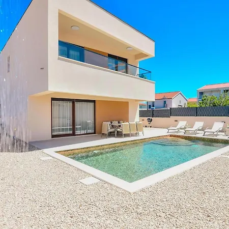 Luxurious In Vakantiehuis