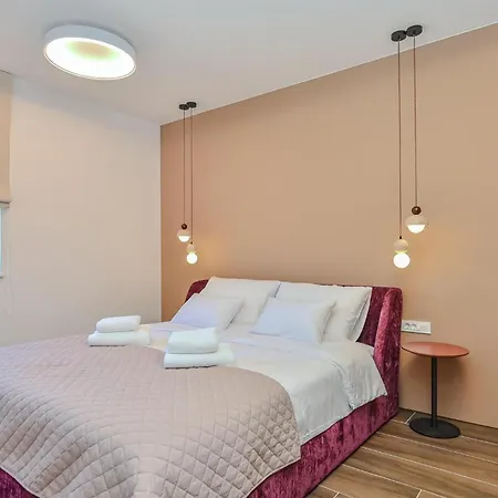Luxurious In Ražanac