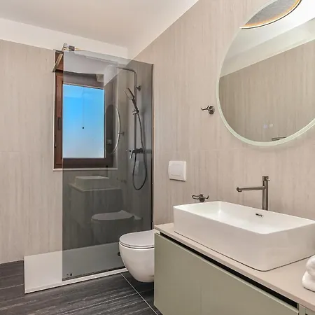 Luxurious In * Ražanac